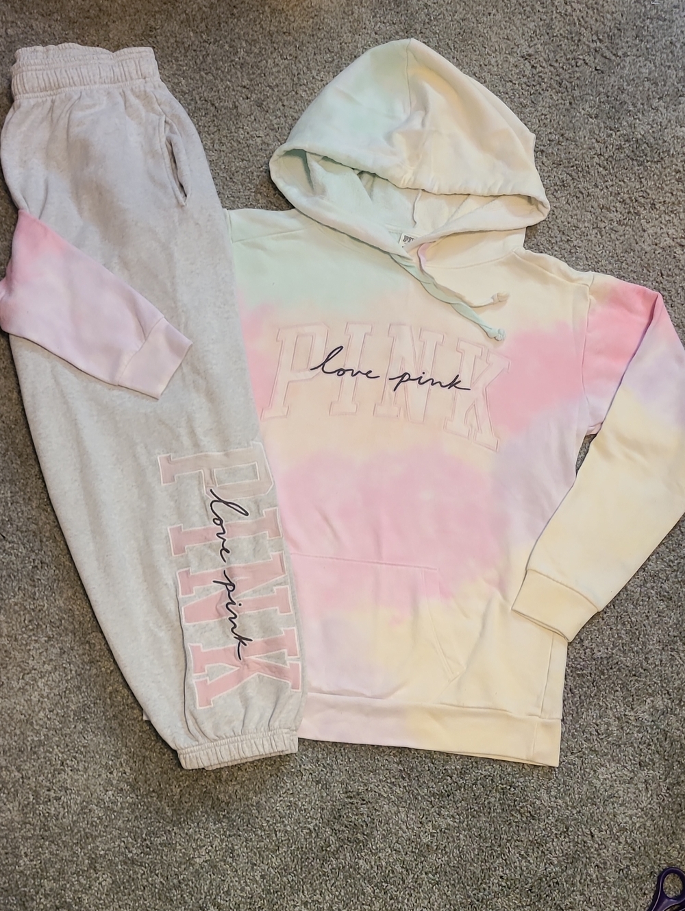 Freya Pastel Set